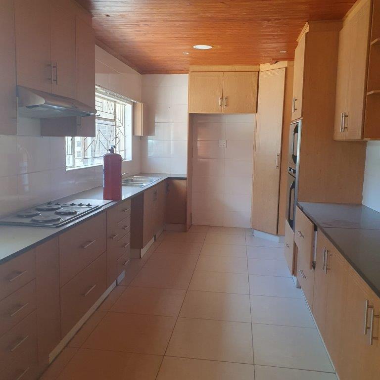 To Let 4 Bedroom Property for Rent in Ladybrand Free State